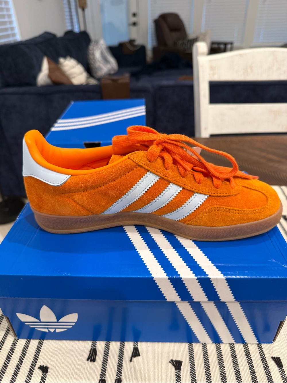 NEW Adidas Gazelle Orange Suede Sneakers with White Stripes Womens 7.5/Mens 6.5 - Picture 2 of 4